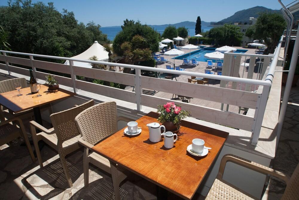 Alexandros Hotel Perama (Corfu)